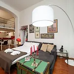 Ampio Loft 5\' Dalla Metro