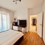 Cozy Apartment In Nw Milan