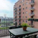 Metropolitan Home Gonin