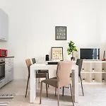 La casa sull’albero city life