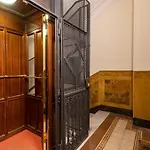 Modern Two-Room Apartment Solari - Mirable Pm