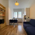 Elegant & Chic Navigli Apartment