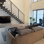Luxury House In Milano Pietrasanta 130 Mq