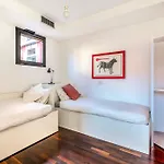 Red Lofty Milano- Loft Moderno Comodo Per Ippodromo, San Siro, Fiere E Politecnico, Parking