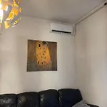 Elegant Apartment Close To The Center