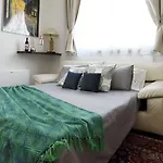 Altido Victorian Apt For 2 With Balcony And Free Parking
