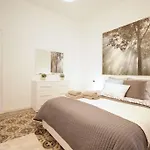 Milanrentals - Mameli Apartment