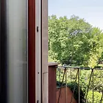 Joivy Fabulous Family Apt For 4 With Terrace Next To Park
