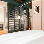 Joivy Luxurious Apt For 4 Near Duomo And Galleria Vittorio
