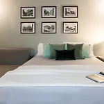 Joivy Luxurious Apt For 4 Near Duomo And Galleria Vittorio