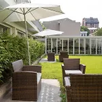 Nino Residence