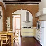 Home At Hotel Porta Romana - Carita Apt