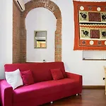 Home At Hotel Porta Romana - Carita Apt