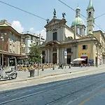 Renovated Penthouse Duomo & Via Torino
