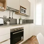Modern apartment near Bocconi University