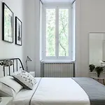 Bergognone Apartment