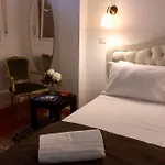 Suite 996