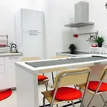 Isola Flat