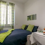 Vespri Apartments