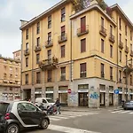 11 Via Lecco