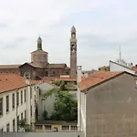 Via Vigevano - Porta Genova