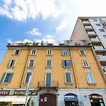 Mansarda Sui Navigli Con Terrazza