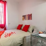 Vespri Apartments