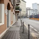 Modern&new flat in Duomo area