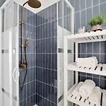 Golden Navy Design Apartment In Porta Venezia
