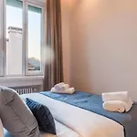 B\' House Apartment Deluxe - Piazza Affari M1 Cordusio