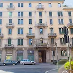 New & Cozy Apt In Porta Romana