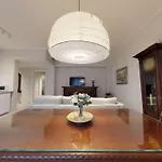 Altido Spacious Central Flat