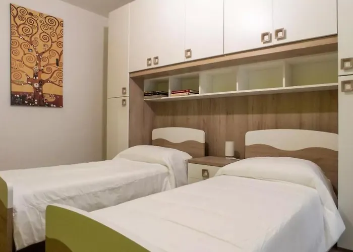 Cozy And Modern Apartment In Corvetto
