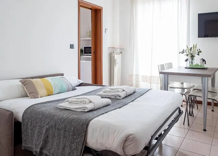 The Best Rent - Modern Two Bedroom Apartment In Milan