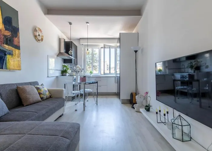 Altido Spacious 1 Bedroom Apartment For 3 In Milan