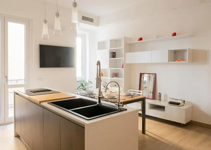 The Best Rent - Beautiful Two-Bedroom Apartment Close To Cinque Giornate Square