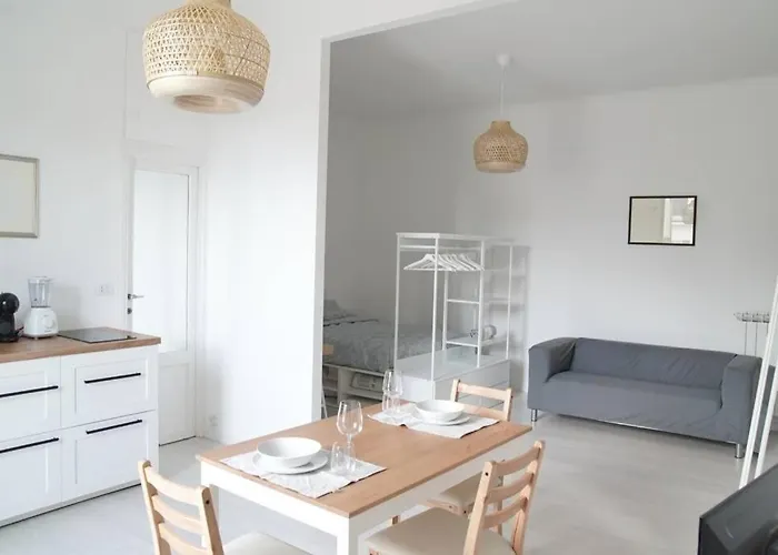 Urban House - Best View Navigli Milan Center