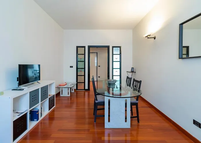Altido Sleek Flat With Balcony, Walking Distance From Milan Centre