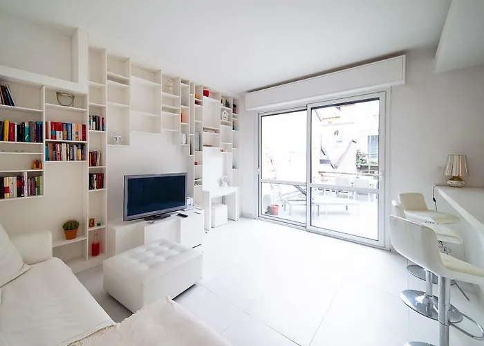 Hbhall Navigli 6B