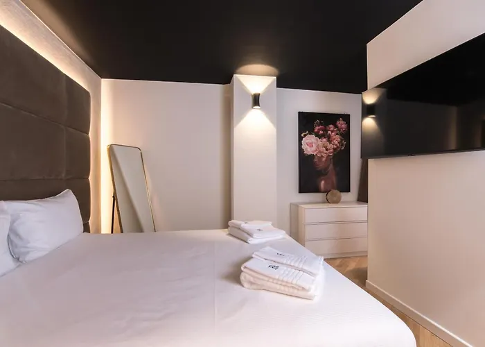 Brera Premium Apartment near Duomo Wifi