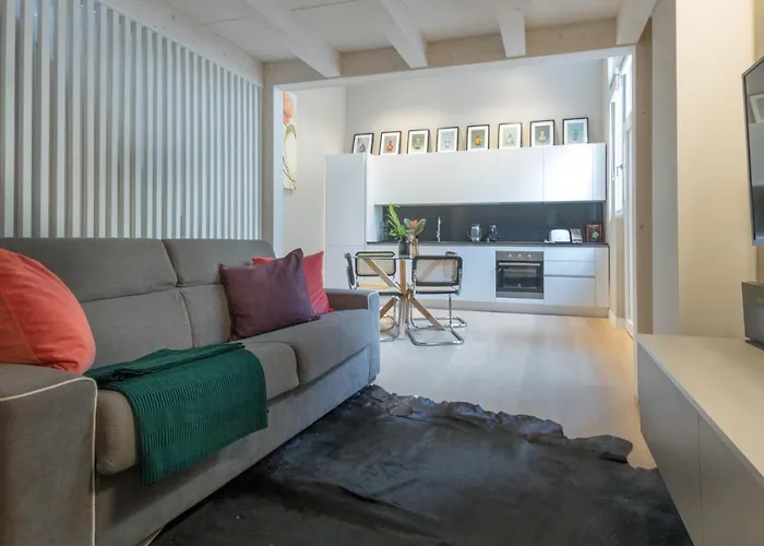 Altido Gorgeous Loft For 4 Near Arco Della Pace