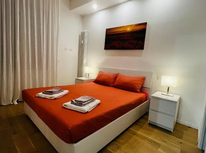 Bright Terrace In Milano Eleganza E Relax