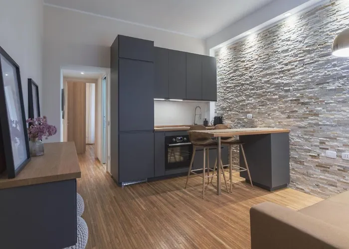 Easylife - Appartamento Elegante E Moderno In Zona Garibaldi