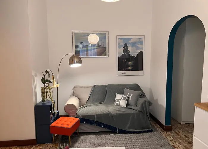Milano Collection: Santa Marta