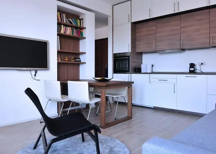 Appartamento Moderno Design District