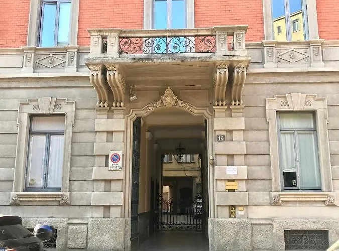 Casa Cairoli