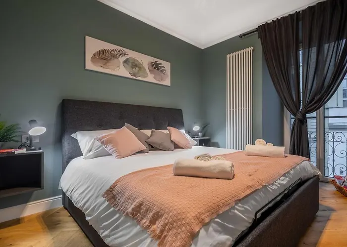 Deluxe Apartment Milan - Duomo - Milan Lin Airport