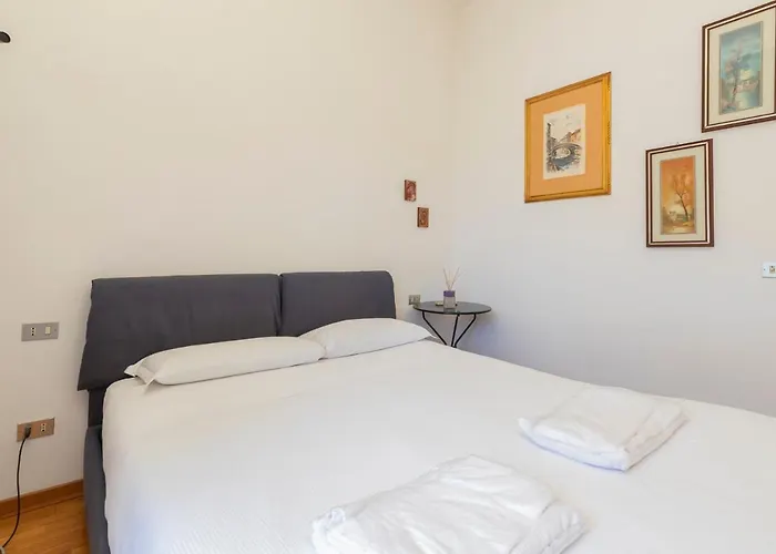Comodo Appartamento Tra Brera E Porta Nuova