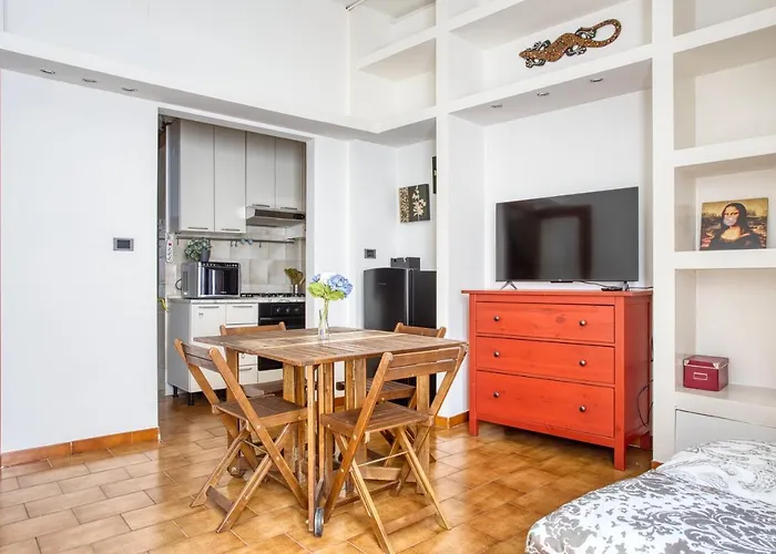 Joivy Adorable 1 Bed Flat Near Centre
