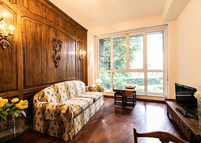 Klimt - Jacuzzi 5 Star - Luxury Design Apartment